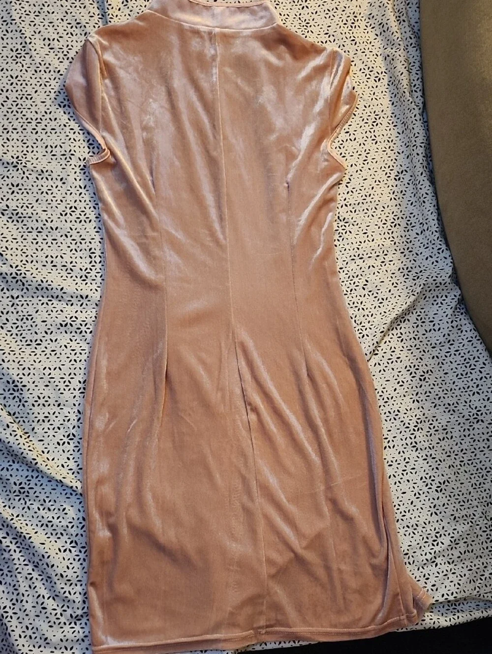 Women's Blush Pink Velvet Dress